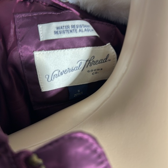 Women's Red Faux Fur Bomber Jacket Zip Up By Universal Thread (LRW750) - Picture 4 of 6